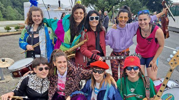 Sei artistak jarriko dute festa aurtengo Paka Fest jaialdian