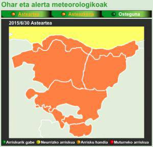 Enbata arriskuagatik alerta horia ezarri dute kostaldean