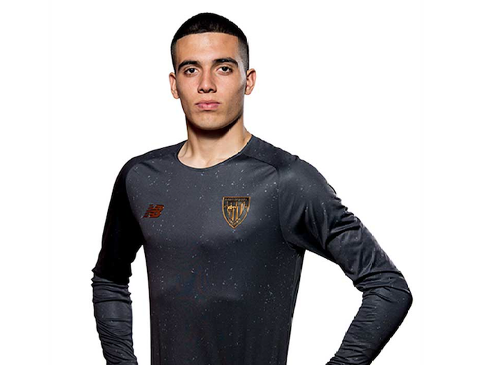 Alex Padilla 19 urtez azpiko Espainiako selekziorako deitu dute