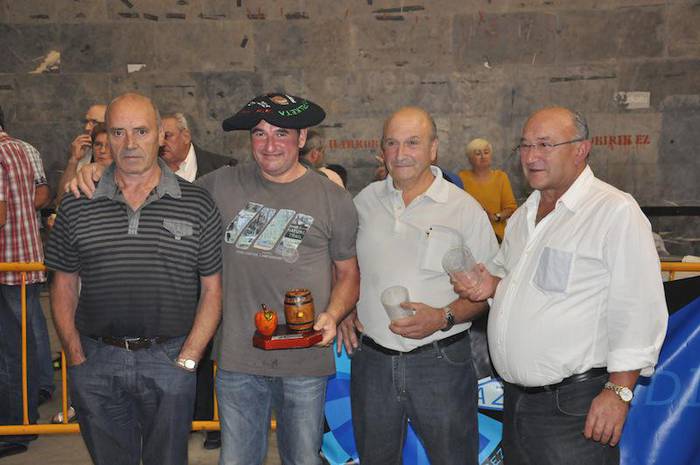 Errezilgo IV. Sagardo Txapelketa izango da bihar, herriko pilotalekuan