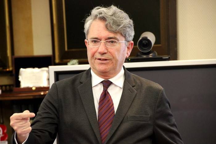Emiliano Lopez Atxurra: "Petronorrek ez du ezer ezkutatzen. Ezer ere ez"
