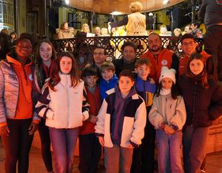 Antoniano Kirol Elkarteko kideen lana goratuz piztu dituzte Gabonetako argiak