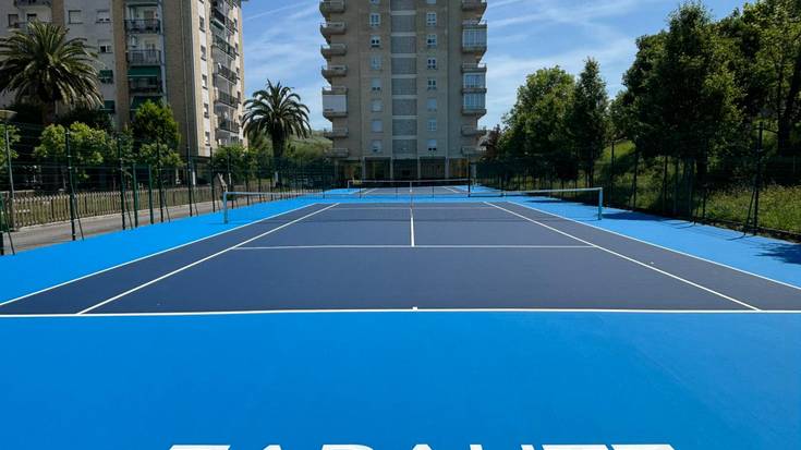 Prest dago Itxasmendiko tenis pista berria