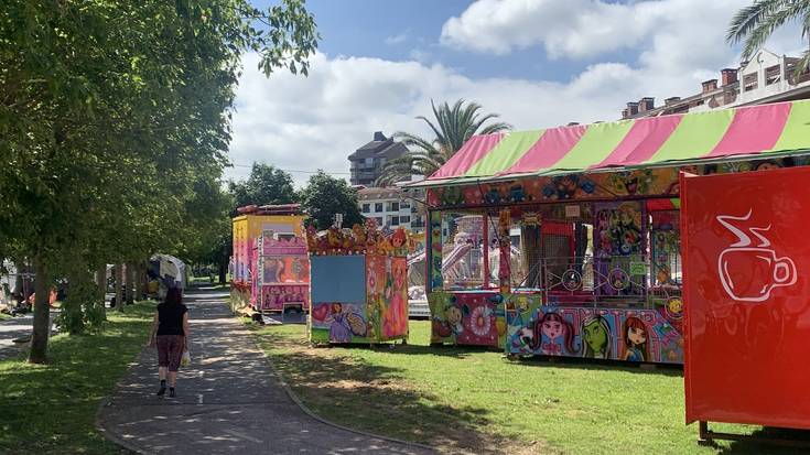 Datorren asteazkenera arte egongo dira festetako barrakak Gernika parkean