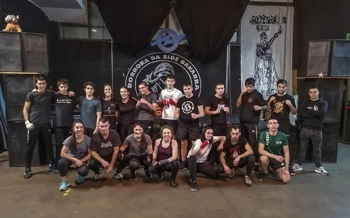 "Harrera ona" izan du Azpeitiko Gaztetxeak antolatutako boxeo ikastaroak