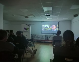 Errigoraren dokumentalaren aurkezpenarekin amaitu dute Euskola zikloa