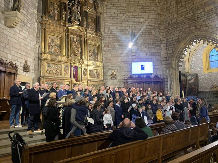 5.000 euro bildu ditu Zumaiako Caritasek Gabonetako kanpainan