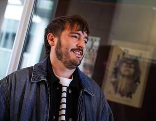 Alots Arregi: "Oraindik ere jasotzen ditut kartelak kaletik"