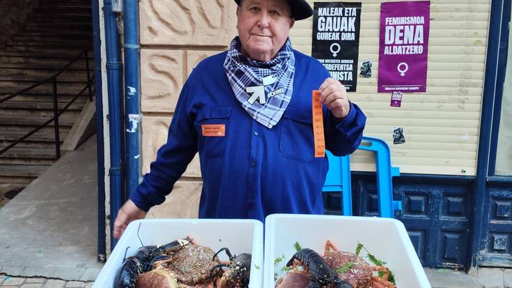 Preso eta iheslarien aldeko repetizioetako otarrea jaso du irabazleak