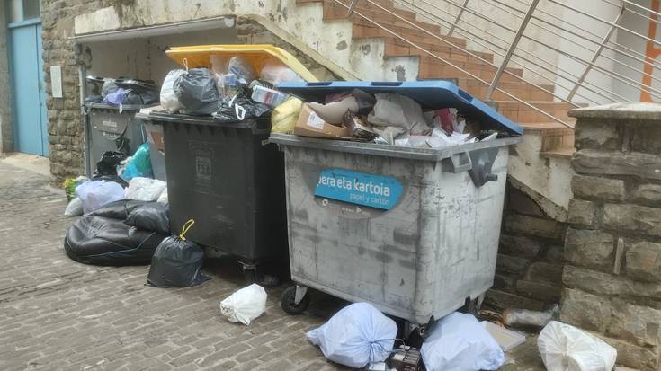 Getariako garbiketa publikoa hobetzeko proposamenak egin ditu EAJk