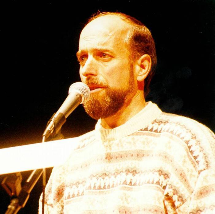Luis Otamendi bertsolari aiarra hil da 73 urterekin