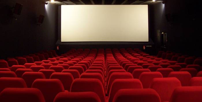 Abendura arteko Zinema Bonoa eskuragarri dago Azkoitiko Baztartxo Antzokian