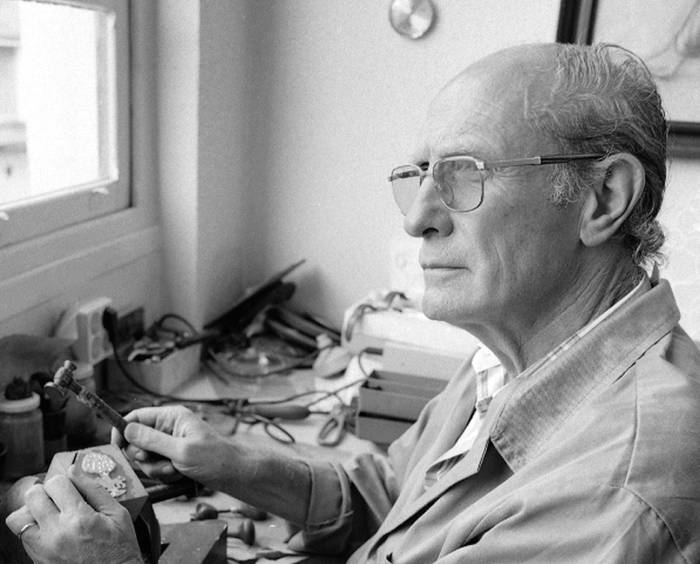 Jose Kareaga artisauaren erakusketa izango da Oxford aretoan ostegunetik aurrera
