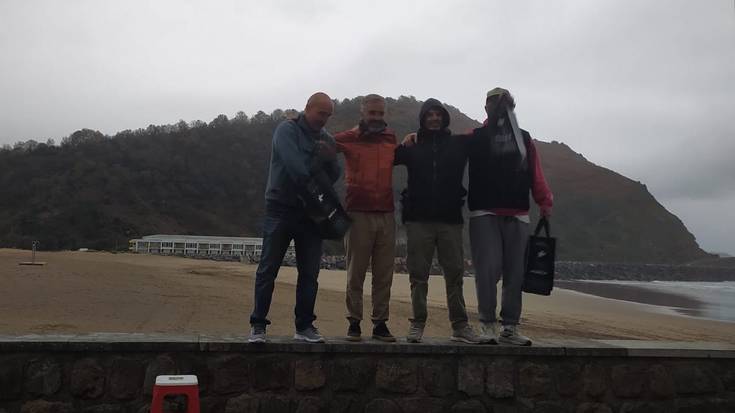 Surf txapelketa lokala giro ezin hobean jokatu dute Antillan