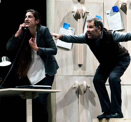 'Etxekoak' antzezlanerako sarreren irabazleak