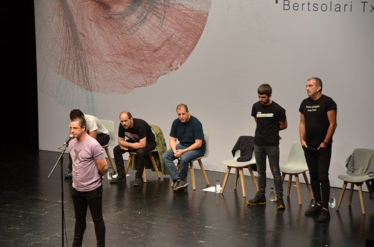 Jokin Urangak Gipuzkoako Bertsolari Txapelketaren finalerdietarako txartela lortu du