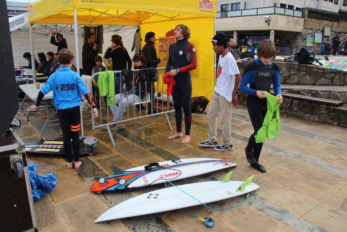 Datorren astera atzeratu dute Zarauzko surf txapelketa herrikoia
