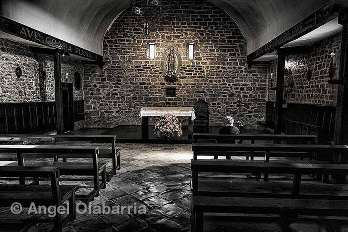 Angel Olabarriaren 'Bakardadea', azaroko 12x12 lehiaketaren irabazlea