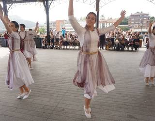 Balearen Eguneko herri ikuskizuna antolatzeko bigarren bilera irekia egingo dute bihar