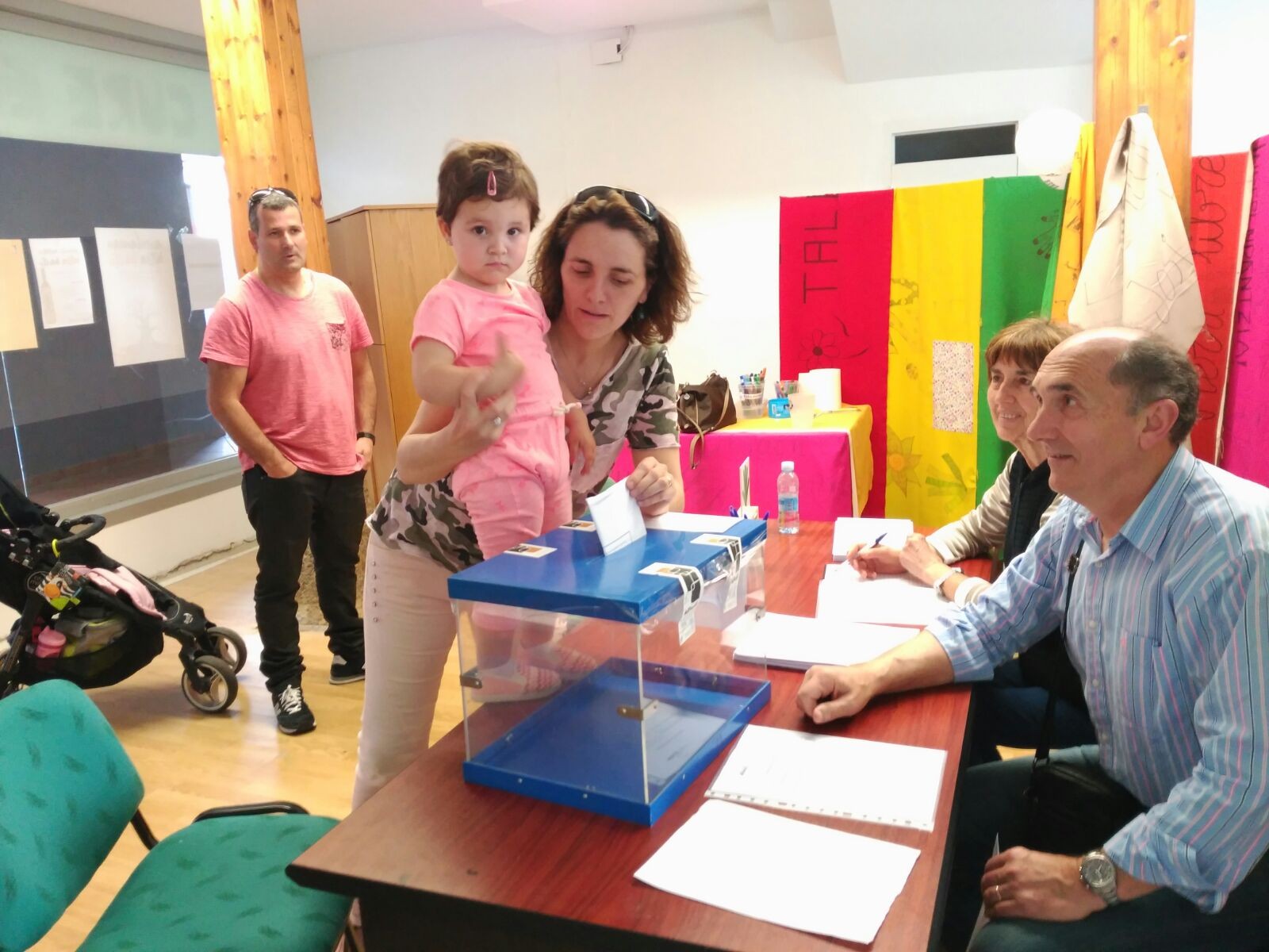 Herri galdeketarako aurretiazko bozka emateko epea zabalik da