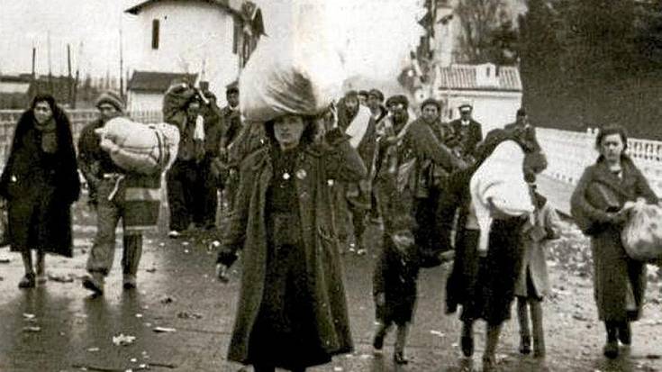 Alde egin behar, irauteko