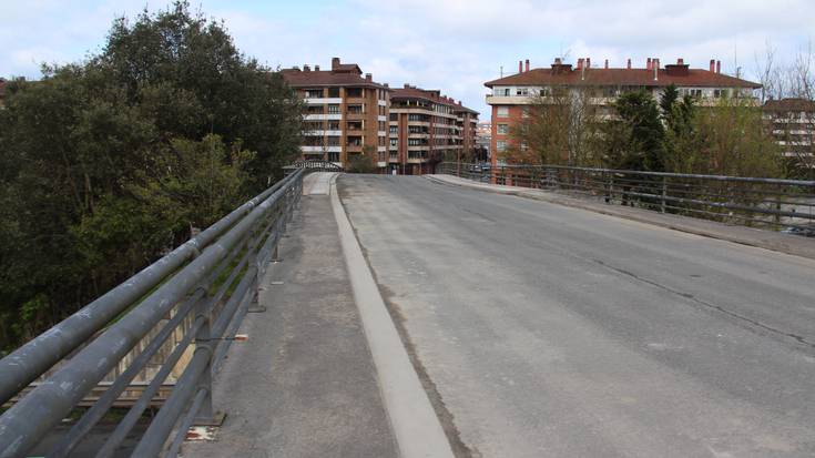 EH Bildu: "Bide berriak ez du trafiko astunaren arazoa konpontzen"