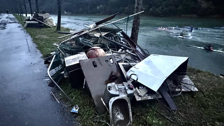 Atera dute errioan hondoratuta zegoen ontzia