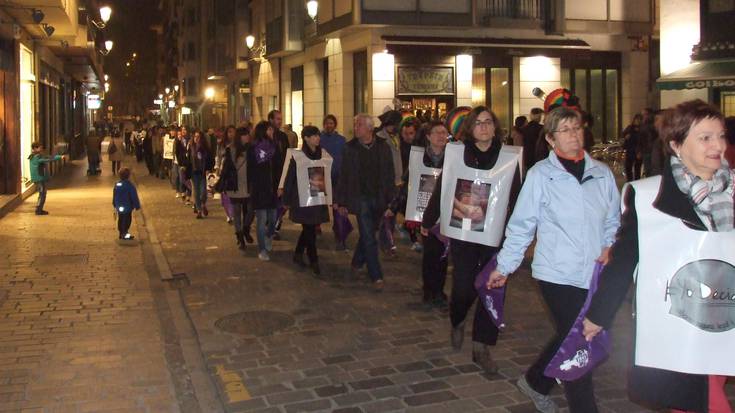 Emakume katea abortatzeko eskubidearen alde