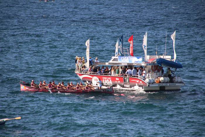 San Juan eta Orio nagusi Zarauzko estropadetako lehen jardunaldian