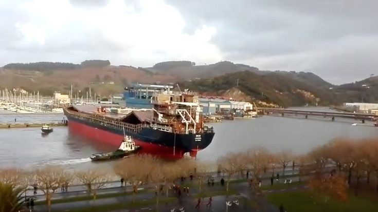 BIDEOA: 'Deun' zamaontziaren botadura