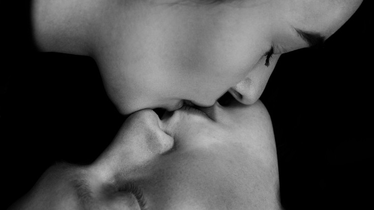 Monogamia izango du hizpide Txinpartak etziko saioan
