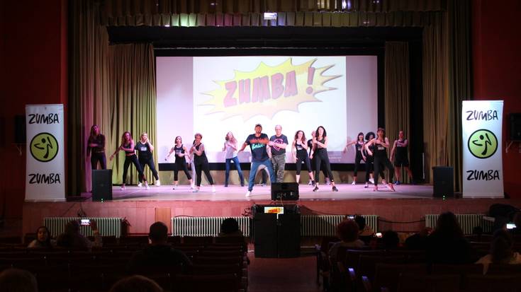 Gogotik izerdituta ospatu dute Zumbaren hamargarren urteurrena