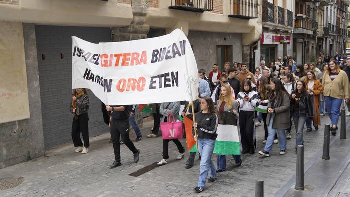 Palestinako erresistentzia zilegi dela aldarrikatu dute hainbat lagunek