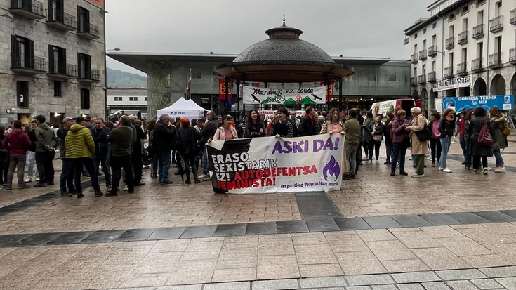 Haroko hilketa matxista salatu dute