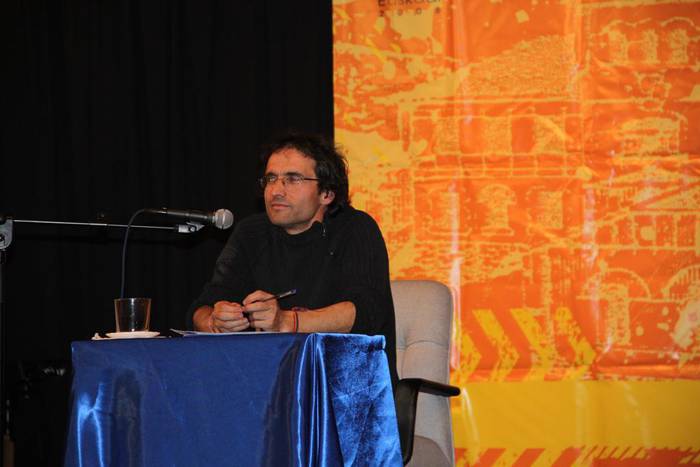 Jon Sarasua izango da asteazkenean Aho Bizarrik Gabe saioan, Azpeitian