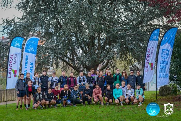 40 emakume inguruk parte hartu dute Domusa Teknik 40 MLK-en bigarren entrenamenduan