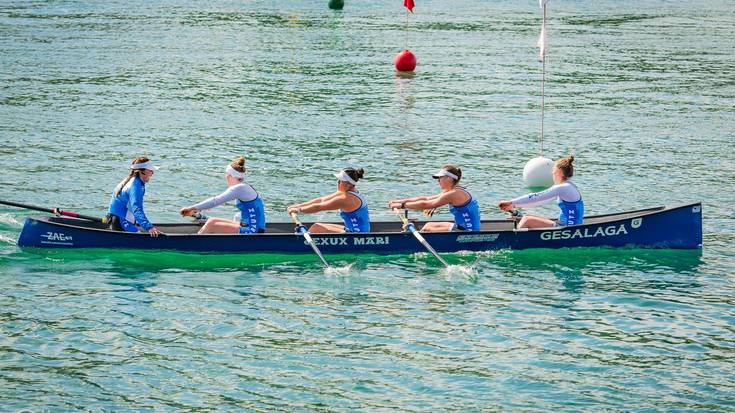 Zarazko emakume seniorrak bigarren izan dira Euskadiko Batel Txapelketan