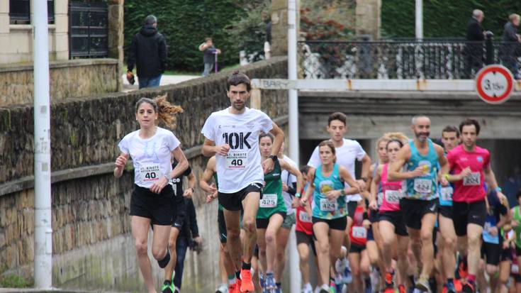 Natalia Gomezek eta David Lopezek irabazi dute Bikote Mistoen Krosa