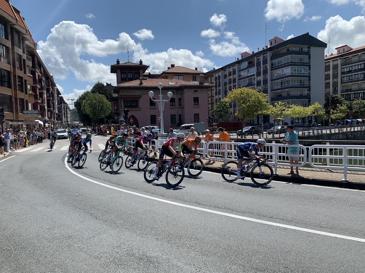 Errepide mozketa izango da larunbatean, Donostiako Klasikoa dela eta