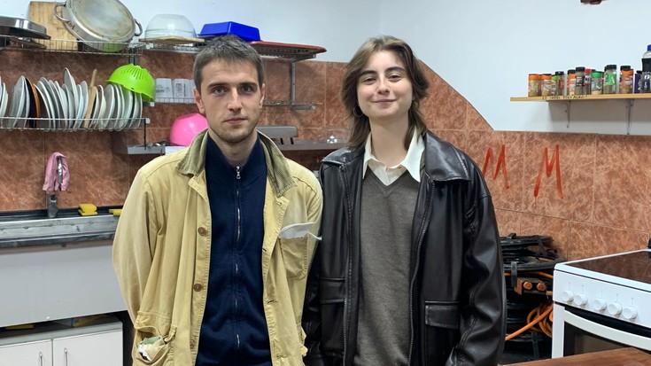 Lur Errasti: "Ekintza gehiago antolatu nahi ditugu gaztetxeko sukaldetik kanpo"