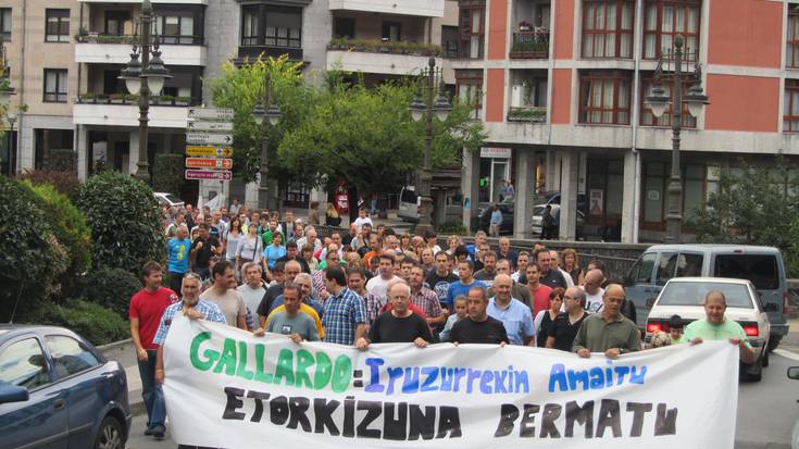 Corrugados Lasaoko langileek manifestazioa egin zuten zapatuan