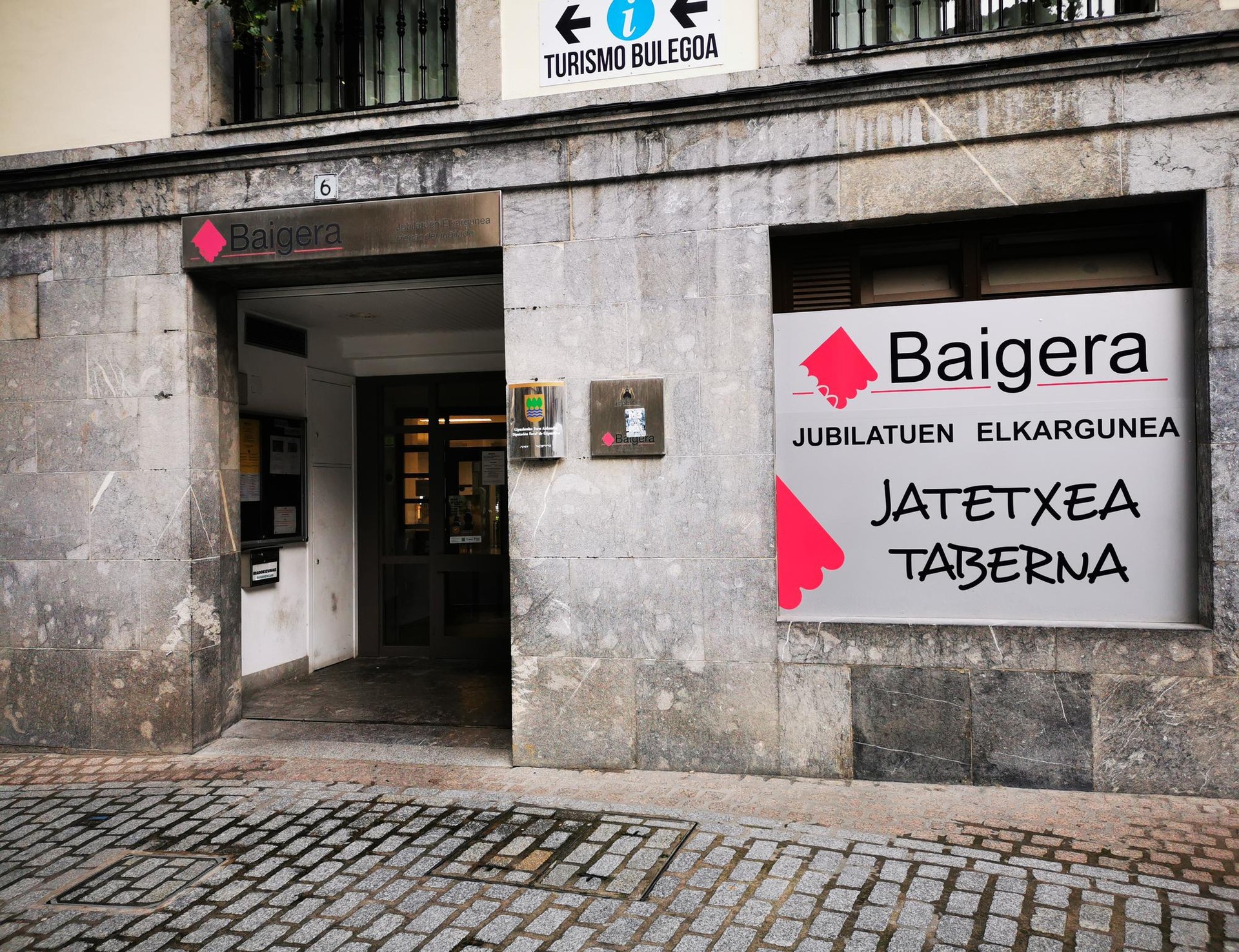 Kontu korrontean aldaketak egin dituzten bazkideei horien berri emateko dei egin die Baigerak