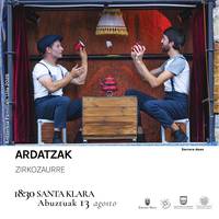 Antzerkia familian: Zirkozaurreren 'Ardatzak'