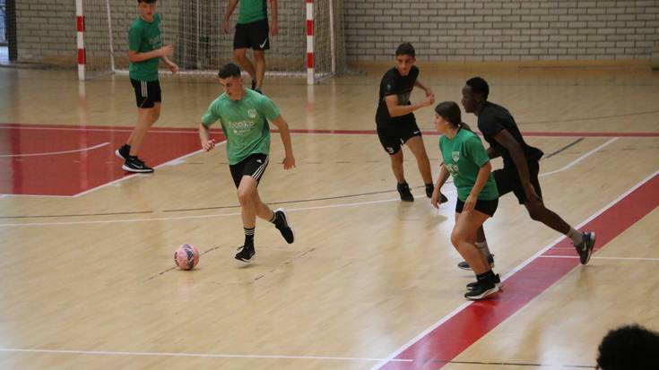 IV. Beltzen Torneoa hasi dute areto futbolariek