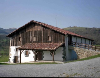Iturraran baserria, Pagoeta natura parkeko interpretazio zentroa