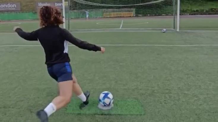 Urnietako futbolariak abilezia jokoan