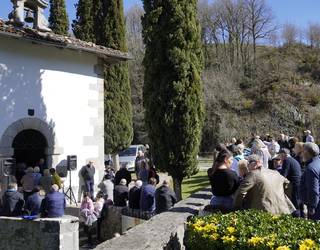 Eguraldia lagun, jende ugari bildu da Aingeru Guardan