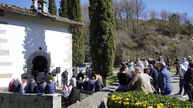 Eguraldia lagun, jende ugari bildu da Aingeru Guardan