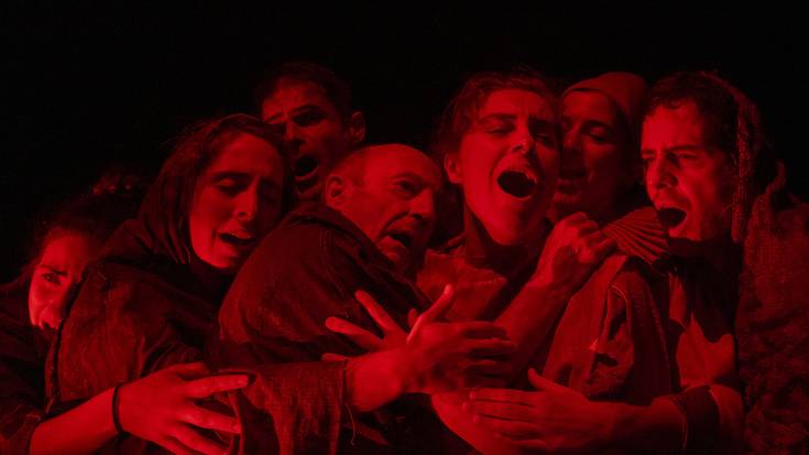 'Nor naizen baneki', hausnarketarako bidea zabaltzen duen antzezlana, bihar Baztartxon