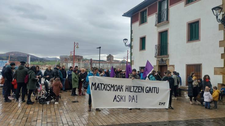 Irungo hilketa matxista gaitzetsi dute zumaiarrek ere